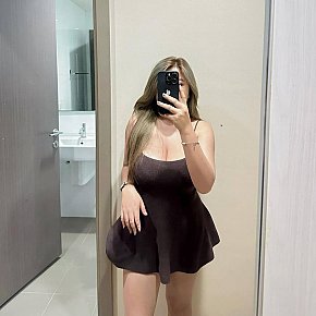 Shasaa Großer Busen escort in Jakarta offers Erotische Massage services