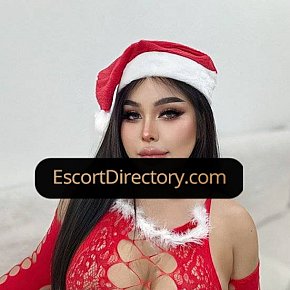 Amira Großer Busen escort in  offers Kostüme/Uniformen services