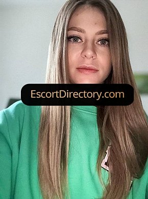 Emma Vip Escort escort in Luxembourg offers Deep Throat services