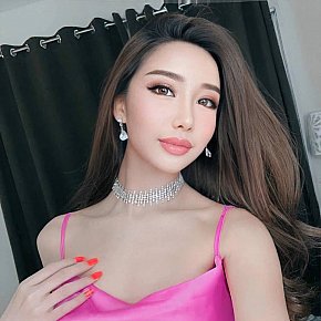 Arina Studentessa Al College escort in Bangkok