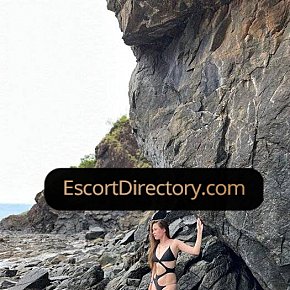 Olivia Petite
 escort in Singapore City offers Deep Throat services