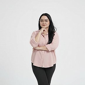 Rika-Island-Girl Model/Fost Model escort in Kuta Bali offers Sauna services