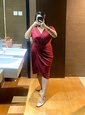 Rika-Island-Girl All Natural
 escort in Kuta Bali offers Erotic massage services