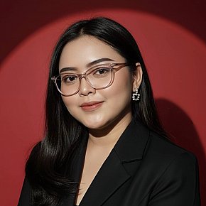 Rika-Island-Girl All Natural
 escort in Kuta Bali offers Erotic massage services