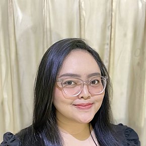 Rika-Island-Girl Model/Fost Model escort in Kuta Bali offers Sauna services