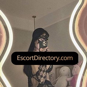 Ching Vip Escort escort in Abu Dhabi offers Masturbate services