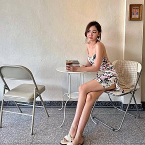 Ghisel escort in Kuta Bali offers Bacio alla francese services