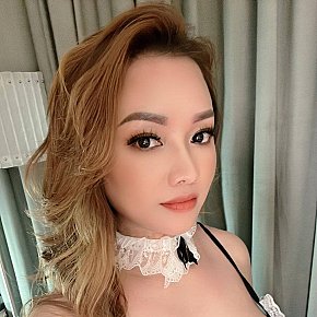 Loly Super Busty
 escort in Dubai offers Deep Throat services