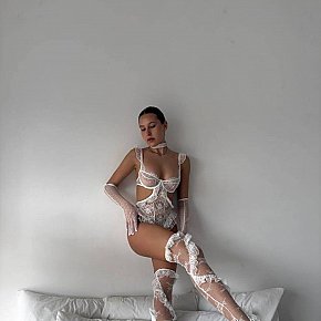 Angel Vip Escort escort in Warsaw offers Mamada sin condón
 services