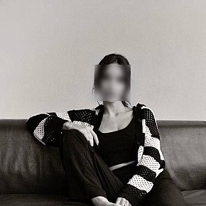 Luna performs cumshot on body (COB), escort in Gran Canaria