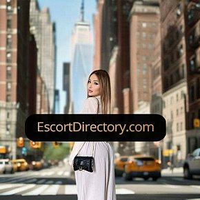 Any-Awuada Superbunduda escort in São Paulo offers BDSM services