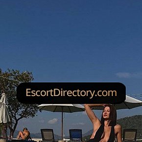 Kamila Studentessa Al College escort in Phuket offers Kamasutra services