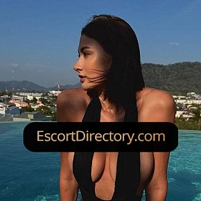 Kamila Studentessa Al College escort in Phuket offers Kamasutra services