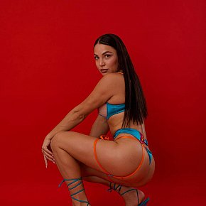 Sofia escort in Copenhagen offers Doble penetración (DP)
 services