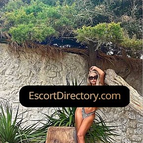 Khaleesi Model/Ex-Model escort in Dubai offers Analsex services