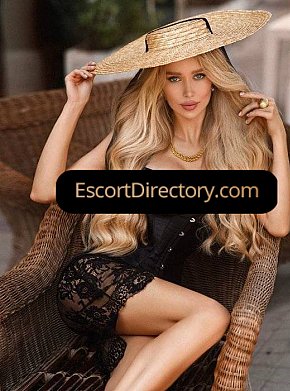 Khaleesi Model/Ex-Model escort in Dubai offers Analsex services