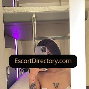 Chloe escort in Manila offers Girlfriend Experience (GFE) services