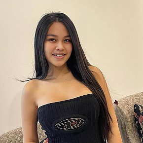 Gebby Super Gros Cul escort in Kuta Bali offers Branlette services