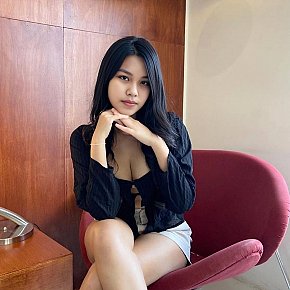 Gebby Super Gros Cul escort in Kuta Bali offers Branlette services