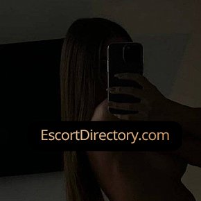 Alisa Vip Escort escort in  offers Juegos con dildo
 services