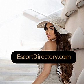 Lulu Vip Escort escort in  offers Beso francés
 services