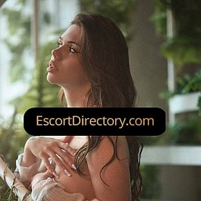 Michelle Posterior Mare escort in Phuket offers Sărut Franţuzesc services