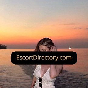 Michelle Posterior Mare escort in Phuket offers Sărut Franţuzesc services