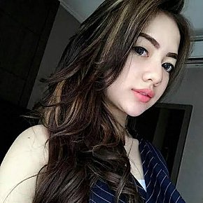 Lisa-escort-jakarta Studentessa Al College escort in Jakarta offers Pompino con preservativo services