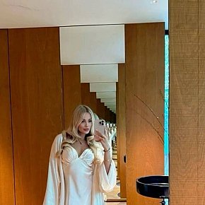 Alissa Completamente Naturale escort in Sofia offers Servizio doccia services