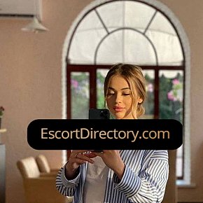 Daria Vip Escort escort in  offers Mamada sin condón
 services