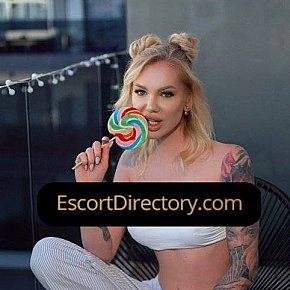 Leila Vip Escort escort in  offers Körperbesamung services