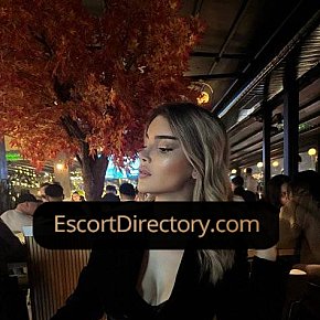 Melis escort in Istanbul offers Deep Throat services