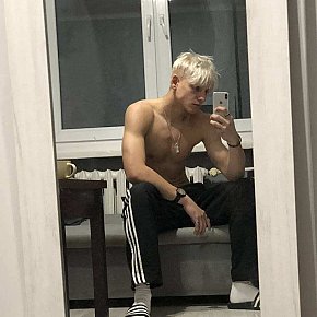 Wiktor Musculada
 escort in Katowice