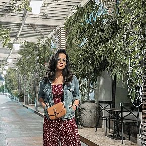 Janvi Completamente Naturale escort in Dubai