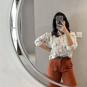 Janvi Completamente Naturale escort in Dubai