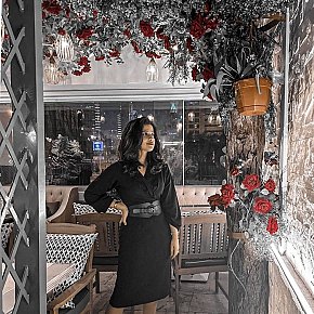 Janvi Completamente Naturale escort in Dubai