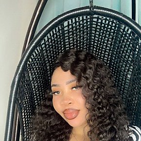 Angela-Baby escort in Abu Dhabi