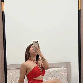 Nisha Deportista escort in Dubai offers Mamada con condón
 services