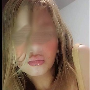 Aurora Model/Fost Model escort in Mallorca offers Sărut services