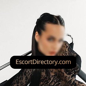 Naomi Vip Escort escort in  offers Pipe sans capote services