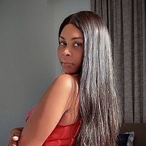 Mimi escort in Abu Dhabi offers Sesso in posizioni diverse services