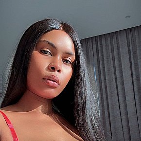 Mimi escort in Abu Dhabi offers Sesso in posizioni diverse services