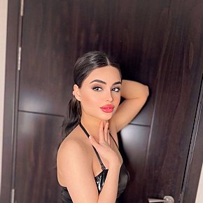 Lolo escort in 