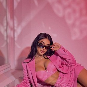 Mira escort in Dubai offers Fetish services