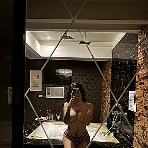 Chloe escort in Manila offers Blowjob without Condom services