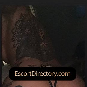 Luna Culo Enorme escort in Milan offers Lluvia Dorada (dar)
 services