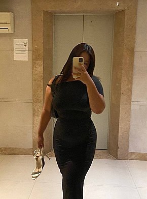 Opal Studentessa Al College escort in Bangkok offers Girlfriend Experience (GFE) services