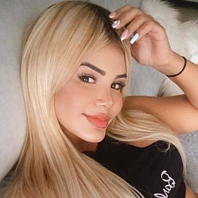 Mariana Super-forte Di Seno escort in Abu Dhabi