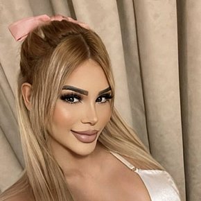 Mariana Super-forte Di Seno escort in Abu Dhabi