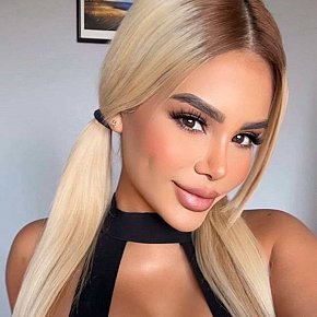 Mariana Super-forte Di Seno escort in Abu Dhabi